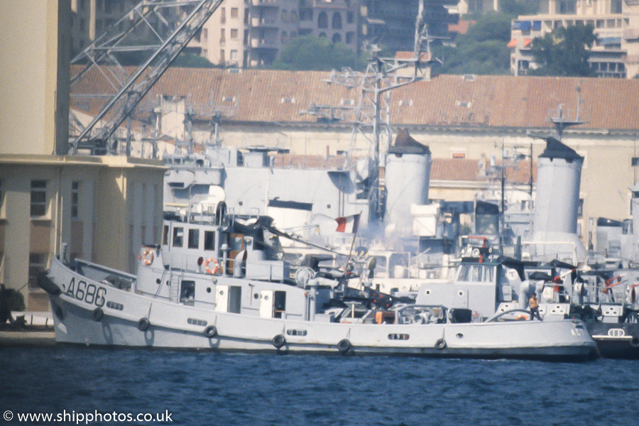 Photograph of the vessel FS Actif pictured at Toulon on 15th August 1989