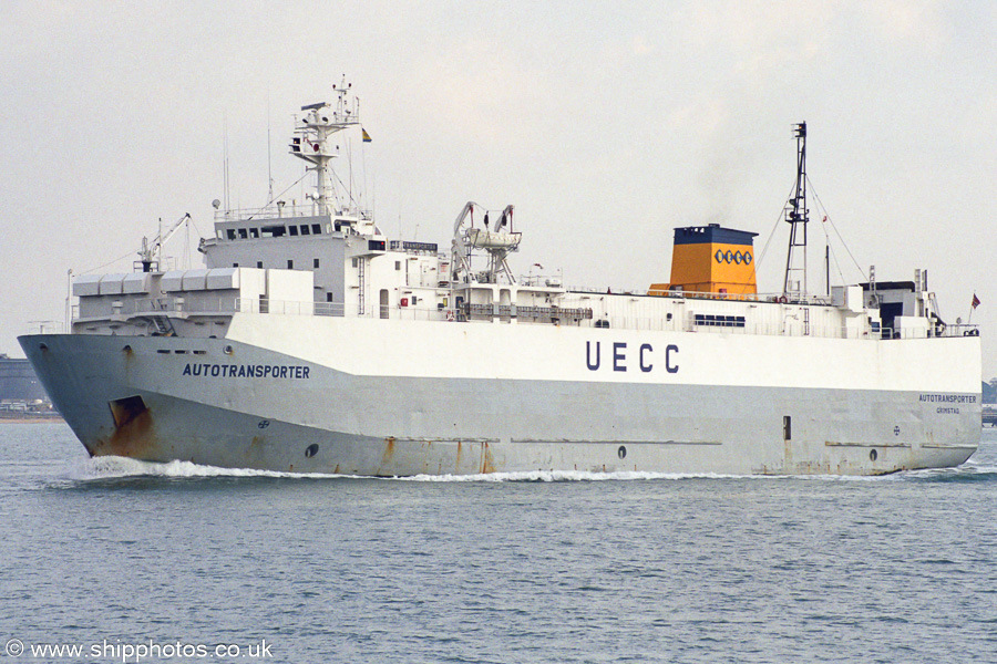 Photograph of the vessel  Autotransporter pictured on Southampton Water on 22nd September 2001