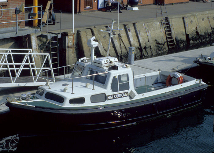 Photograph of the vessel HMCC Avocet pictured at Poole on 26th September 1997
