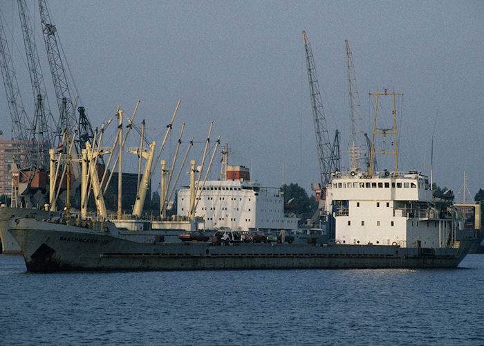 Photograph of the vessel  Baltiyskiy-110 pictured in Maashaven, Rotterdam on 27th September 1992