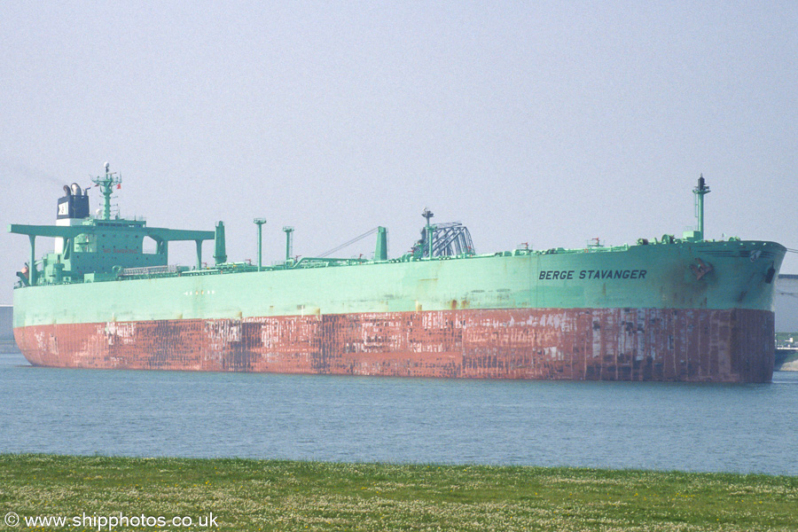 Photograph of the vessel  Berge Stavanger pictured on the Calandkanaal, Europoort on 18th June 2002