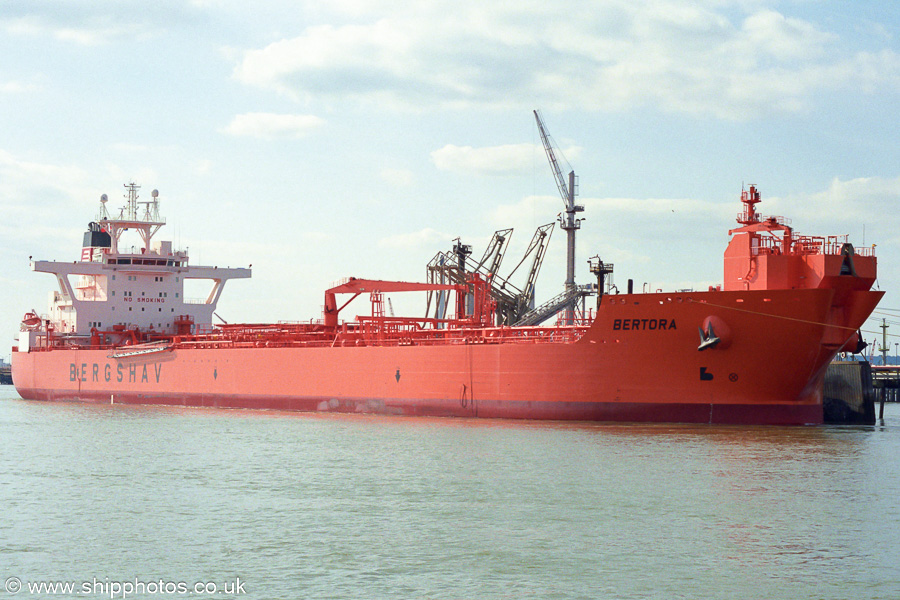 Photograph of the vessel  Bertora pictured at Coryton on 1st September 2001