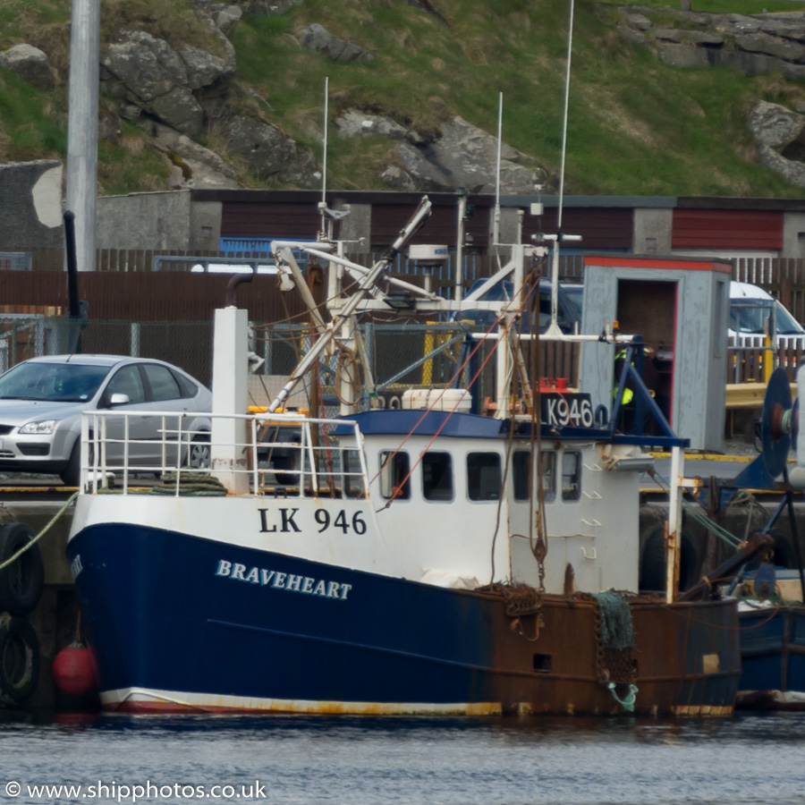 Photograph of the vessel fv Braveheart pictured at Lerwick on 20th May 2015