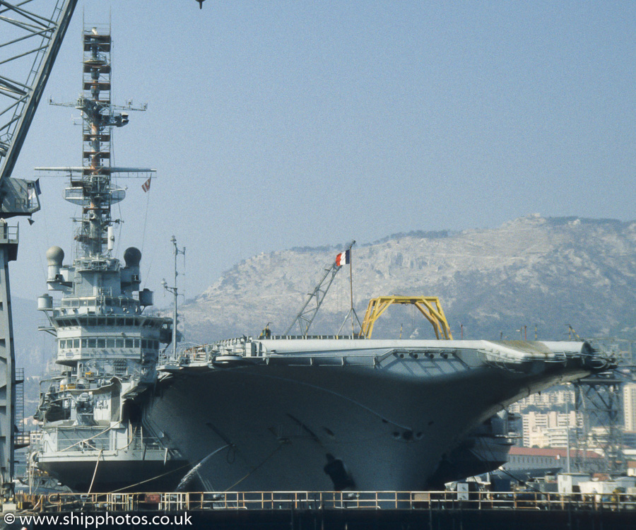 Photograph of the vessel FS Clemenceau pictured in dry dock at Toulon on 15th August 1989