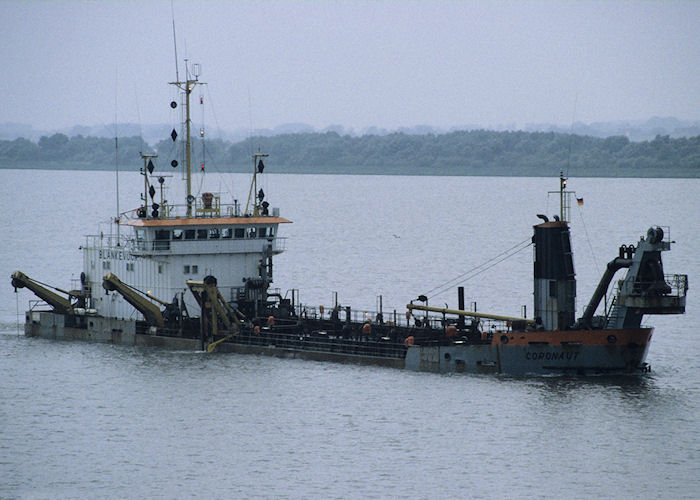 Photograph of the vessel  Coronaut pictured on the River Elbe on 25th August 1995
