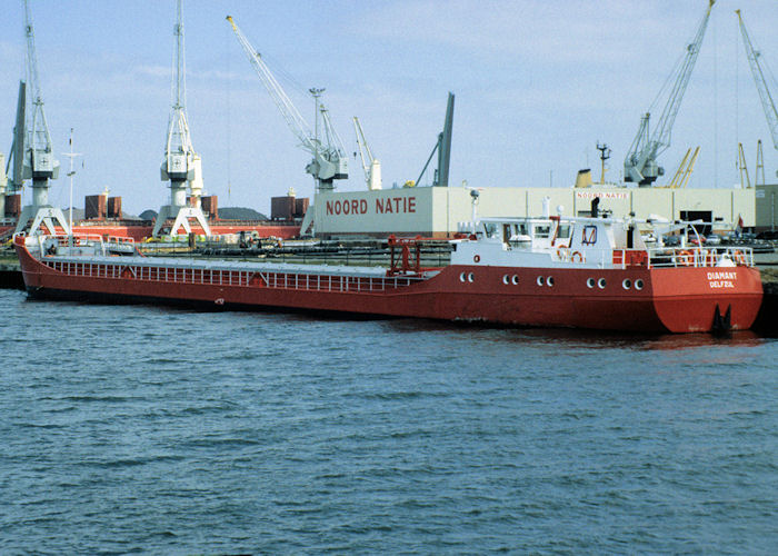 Photograph of the vessel  Diamant pictured in Antwerp on 19th April 1997