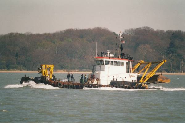 Photograph of the vessel  DN 34 pictured on Southampton Water on 8th April 1997