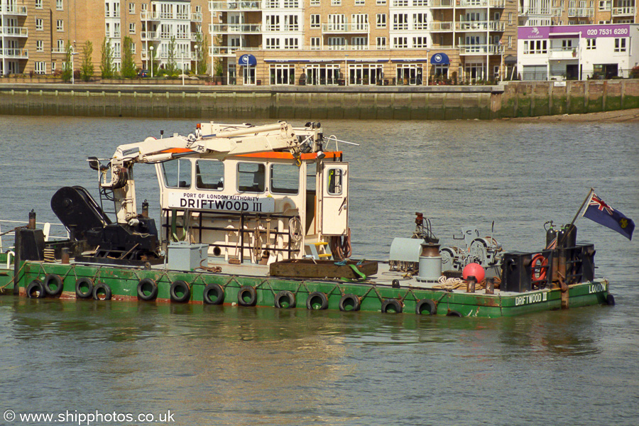 Photograph of the vessel  Driftwood III pictured at Greenwich on 22nd April 2002