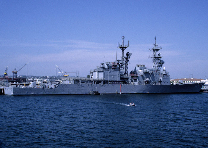 Photograph of the vessel USS Elliot pictured at San Diego on 16th September 1994