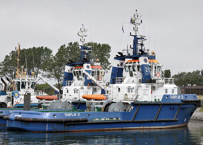 Photograph of the vessel  Fairplay-21 pictured in Scheurhaven, Europoort on 26th June 2011