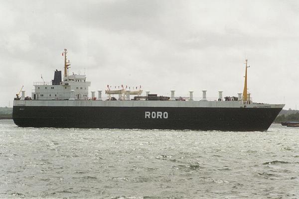 Photograph of the vessel  Feedermate pictured arriving at Southampton on 29th May 1995