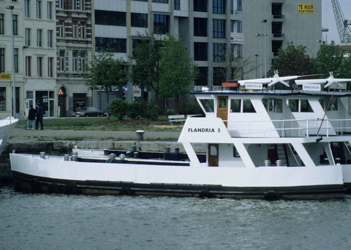 Photograph of the vessel  Flandria 5 pictured at Antwerp on 19th April 1997