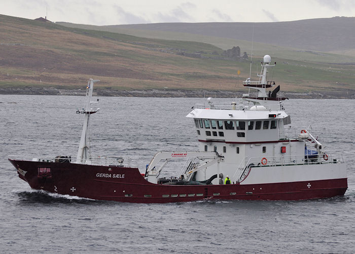 Photograph of the vessel  Gerda Sæle pictured arriving at Lerwick on 12th May 2013