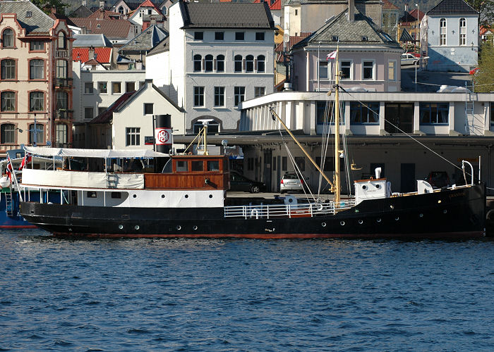 Photograph of the vessel  Granvin pictured at Bergen on 13th May 2005