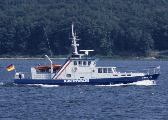 Photograph of the vessel fpv Greif pictured on Kieler Förde on 22nd August 1995