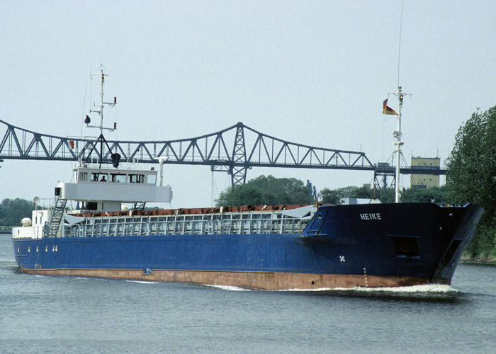 Photograph of the vessel  Heike pictured passing through Rendsburg on 8th June 1997