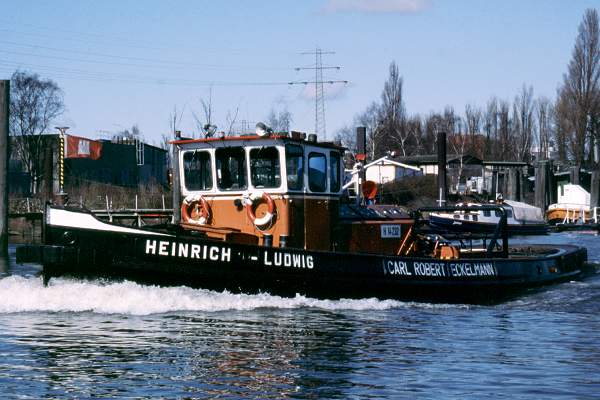 Photograph of the vessel  Heinrich-Ludwig pictured in Hamburg on 20th March 2001