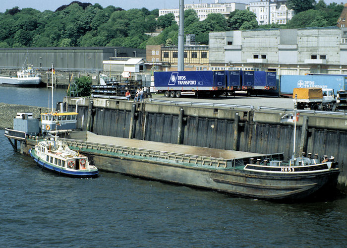 Photograph of the vessel  HH 53 pictured at Hamburg on 5th June 1997