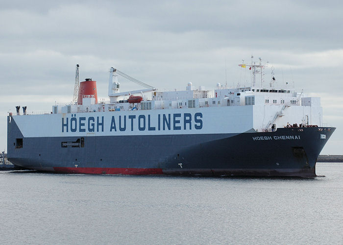 Photograph of the vessel  Hoegh Chennai pictured arriving in the River Tyne on 25th September 2009