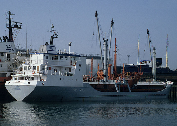 Photograph of the vessel  Hoop pictured in Vulcaanhaven, Rotterdam on 27th September 1992