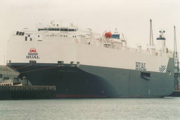 Photograph of the vessel  Hual Carolita pictured at Southampton on 19th January 2000