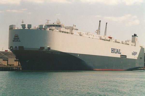 Photograph of the vessel  Hual Europe pictured in Southampton on 8th May 2001
