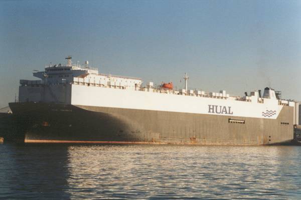 Photograph of the vessel  Hual Favorita pictured in Southampton on 22nd January 1999