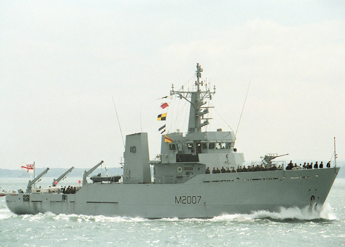 Photograph of the vessel HMS Humber pictured entering Portsmouth Harbour on 17th July 1988