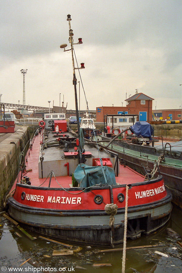 Photograph of the vessel  Humber Mariner pictured in Alexandra Dock, Hull on 11th August 2002