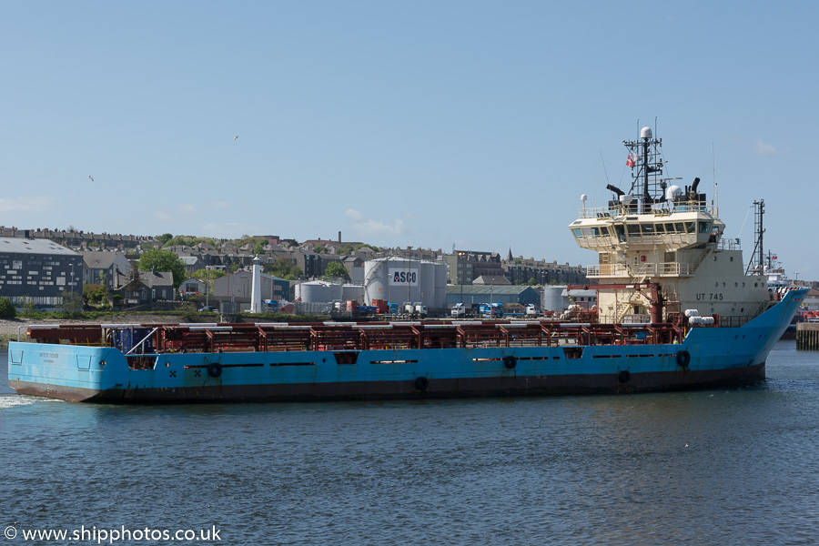 Photograph of the vessel  Mærsk Feeder pictured arriving at Aberdeen on 23rd May 2015