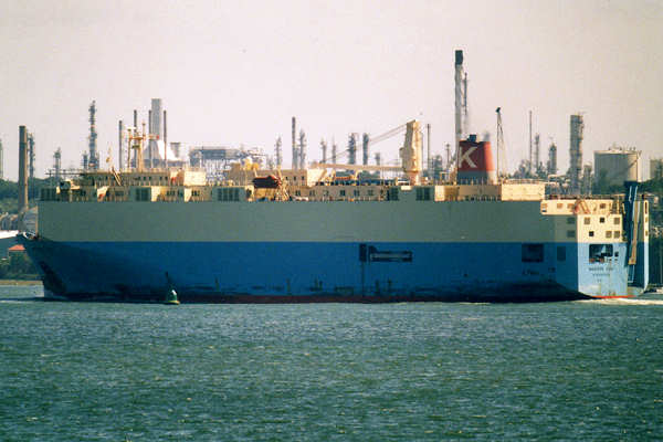 Photograph of the vessel  Maersk Sun pictured departing Southampton on 17th April 2000