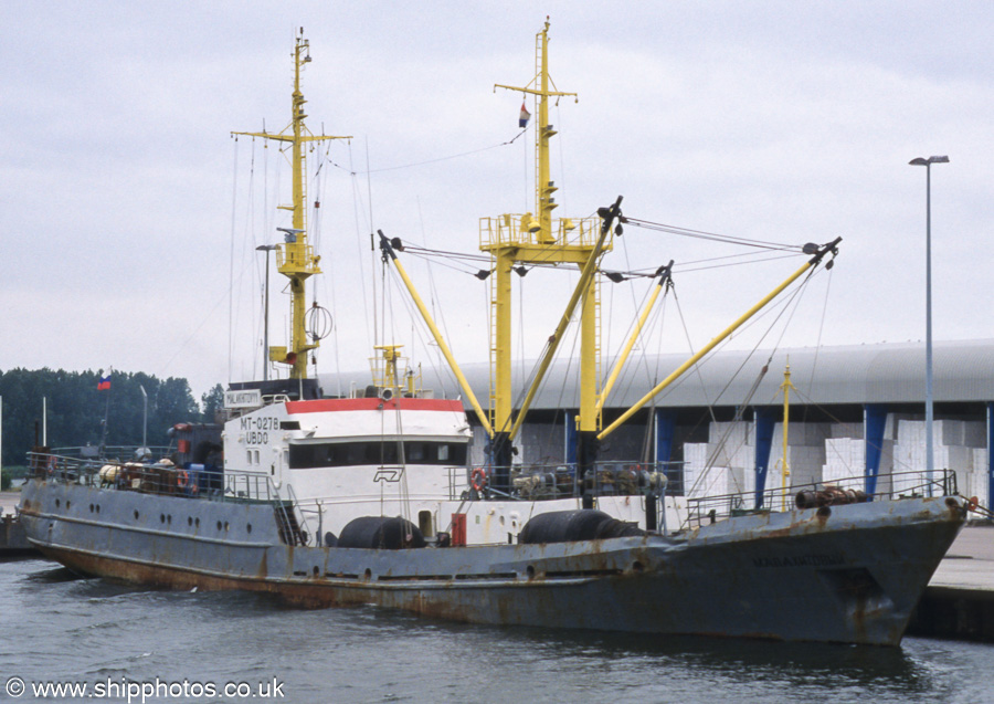 Photograph of the vessel  Malakhitovyy pictured on the Zijkanaal at Velsen-Noord on 16th June 2002
