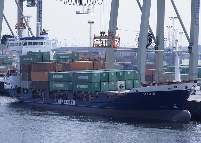 Photograph of the vessel  Maris pictured at Hamburg on 21st August 1995