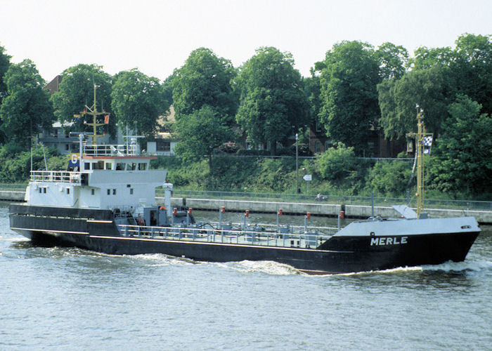 Photograph of the vessel  Merle pictured passing through Rendsburg on 5th June 1997