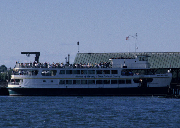Photograph of the vessel  Miss New Jersey pictured in New York on 18th September 1994