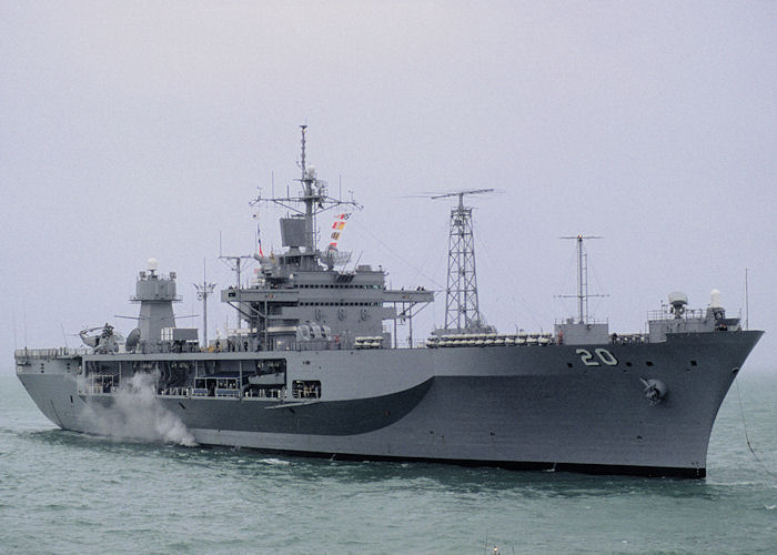 Photograph of the vessel USS Mount Whitney pictured entering Portsmouth Harbour on 23rd September 1991