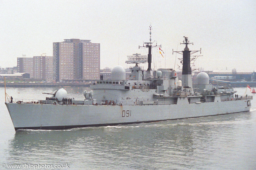 Photograph of the vessel HMS Nottingham pictured departing Portsmouth Harbour on 27th March 1989