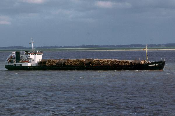 Photograph of the vessel  Omskiy-134 pictured on the River Elbe on 29th May 2001