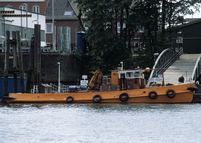 Photograph of the vessel  Otto Höch pictured in Hamburg on 27th May 1998