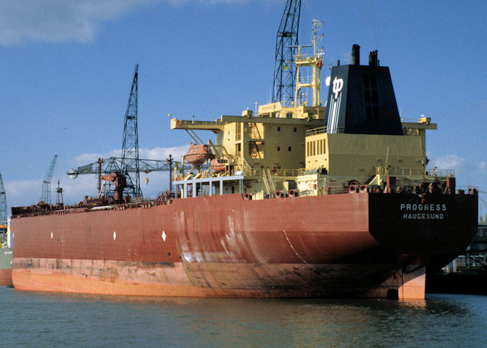 Photograph of the vessel  Progress pictured in Rotterdam on 20th April 1997