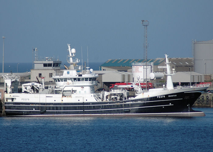 Photograph of the vessel fv Quantus pictured at Peterhead on 28th April 2011