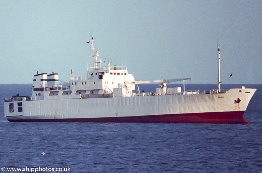 Photograph of the vessel  Quasar pictured in Falmouth Bay on 26th July 1989