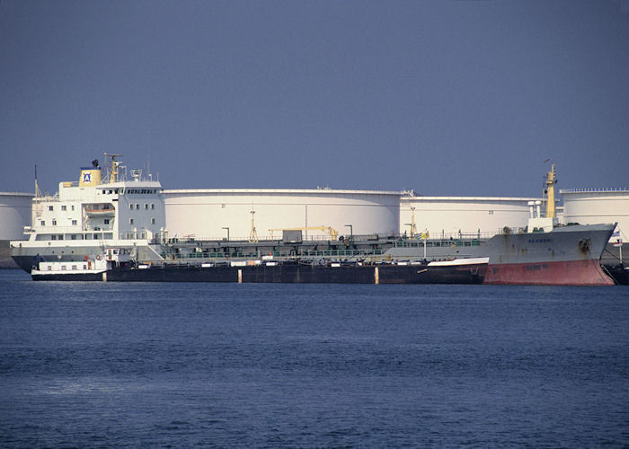Photograph of the vessel  Ramona pictured in 8e Petroleumhaven, Europoort on 14th April 1996