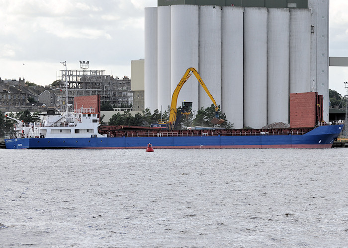 Photograph of the vessel  Rig pictured at Leith on 12th September 2012