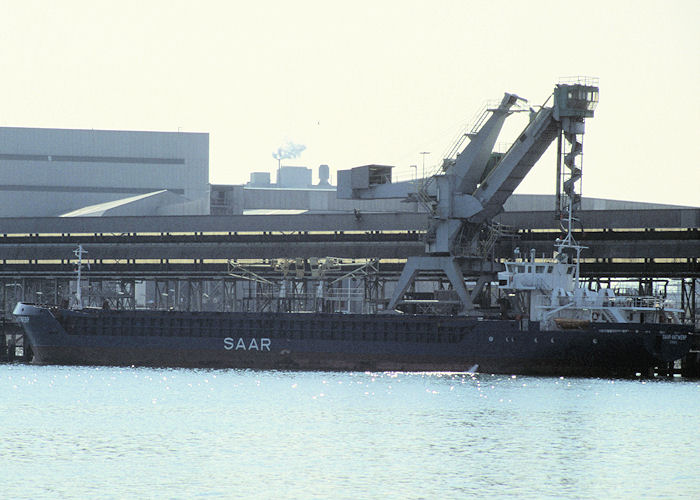 Photograph of the vessel  Saar Antwerp pictured in 7e Petroleumhaven, Europoort on 14th April 1996
