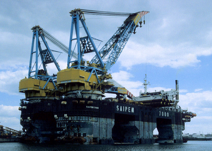 Photograph of the vessel  Saipem 7000 pictured in Rotterdam on 20th April 1997