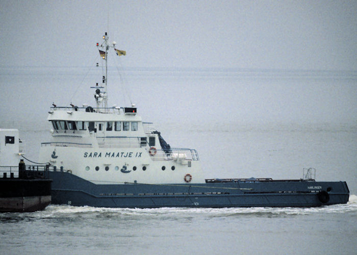 Photograph of the vessel  Sara Maatje IX pictured on the River Elbe on 27th May 1998