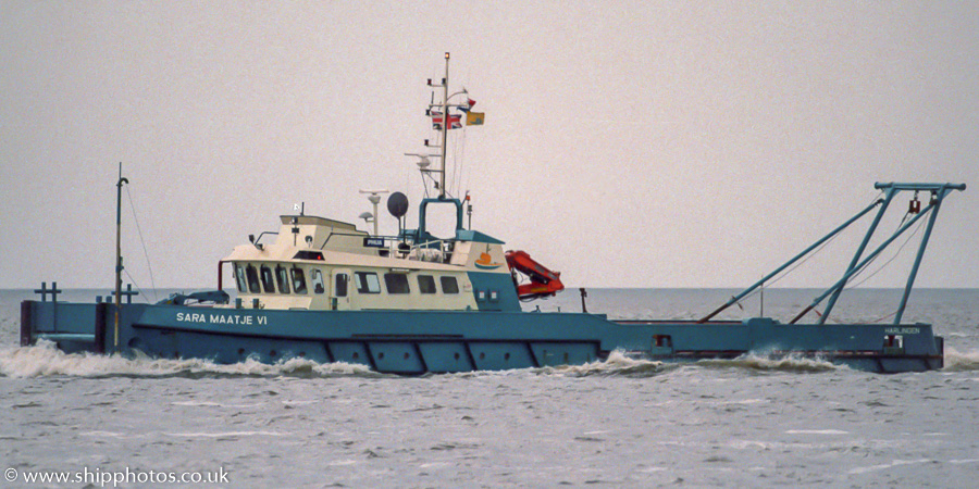 Photograph of the vessel  Sara Maatje VI pictured on the River Mersey on 20th May 2000