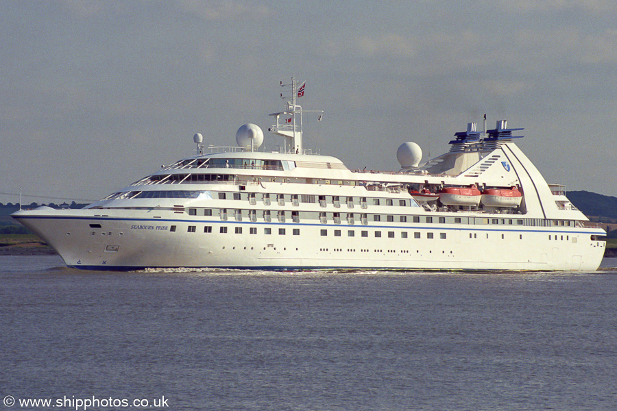 Photograph of the vessel  Seabourn Pride pictured on Lower Hope, River Thames on 1st September 2001