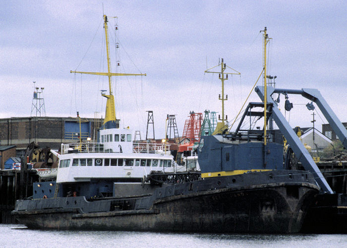 Photograph of the vessel  Seal Sands pictured at Middlesbrough on 4th October 1997
